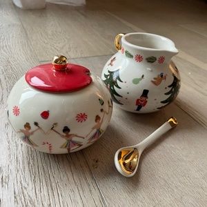 Rifle Paper Co. creamer & sugar set